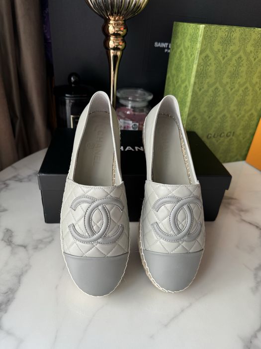 Mokasyny Chanel Gray Leather