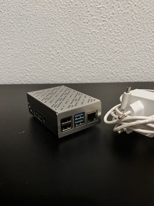 Raspberry pi 4 com caixa metal438921366823260160
