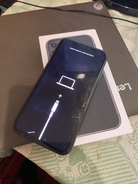 IPhone 11 під ремонт