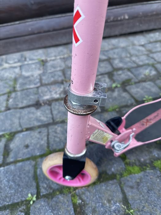 Продам 2 дитячих самокати