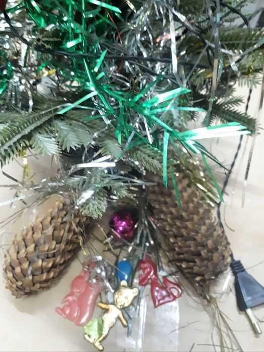 Штучна ялинка искусственная елка