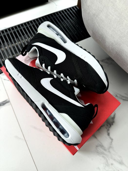 36-45 Nike Air Max Dawn Black White