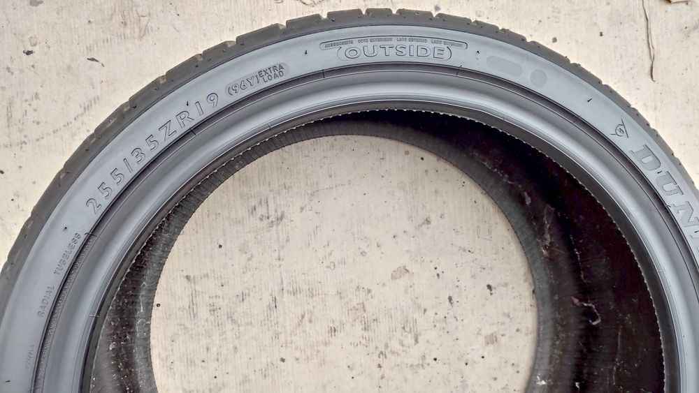 Шина 255/35R19. Dunlop 2024р, нова. Німеччина