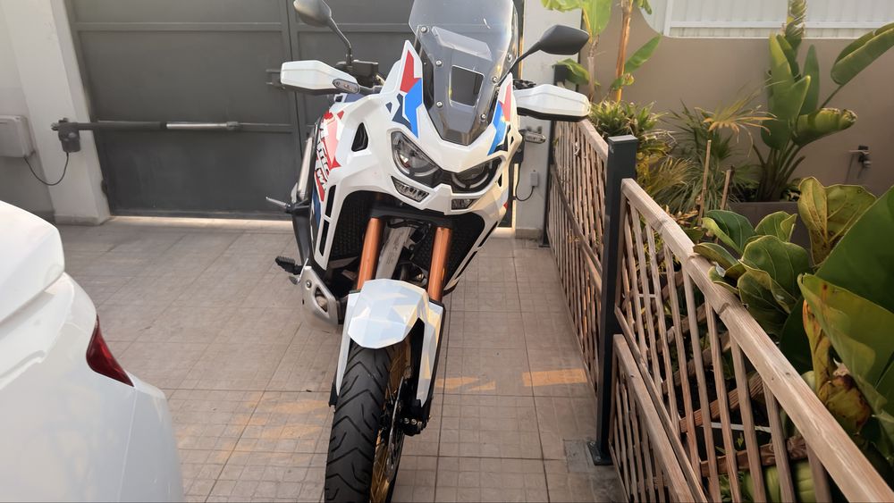 Africa twin 1100 completamente nova caixa manual