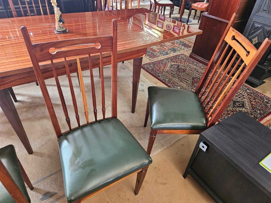 Cadeiras vintage - Muito bom estado geral- Valor unitário