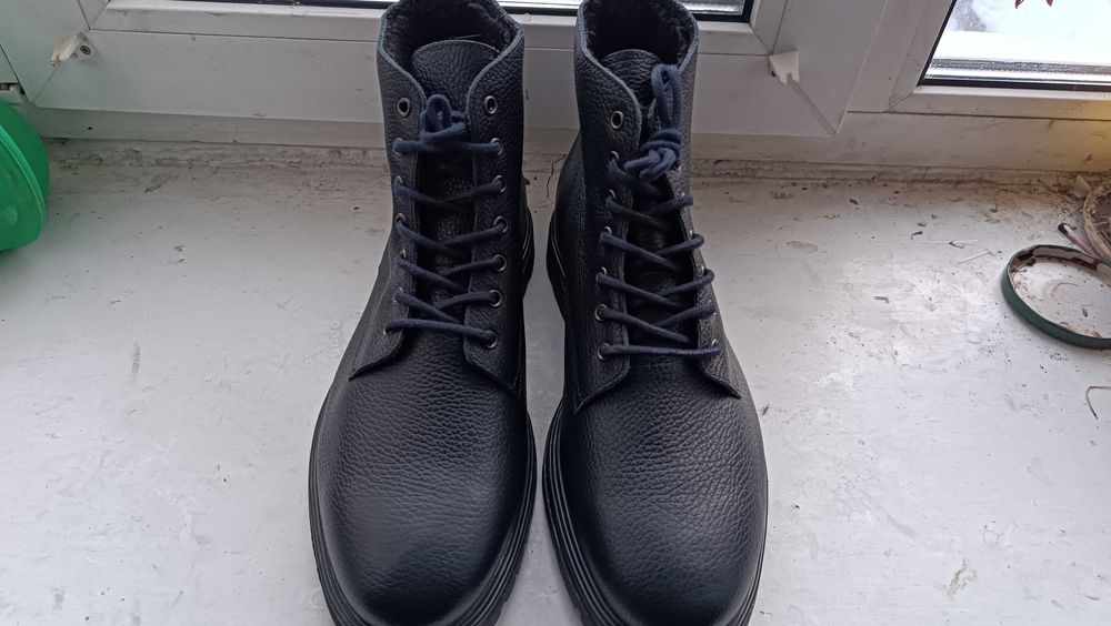 Нові зимові черевики люкс бренду Milton Ricardo. Португалія.Р45.29.5СМ