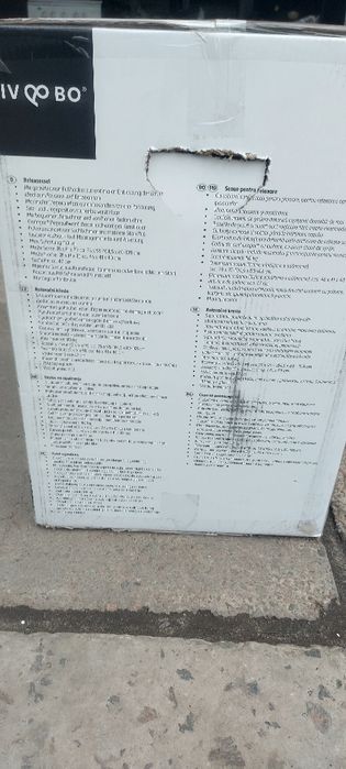 Офісне крісло шкірзамінника.