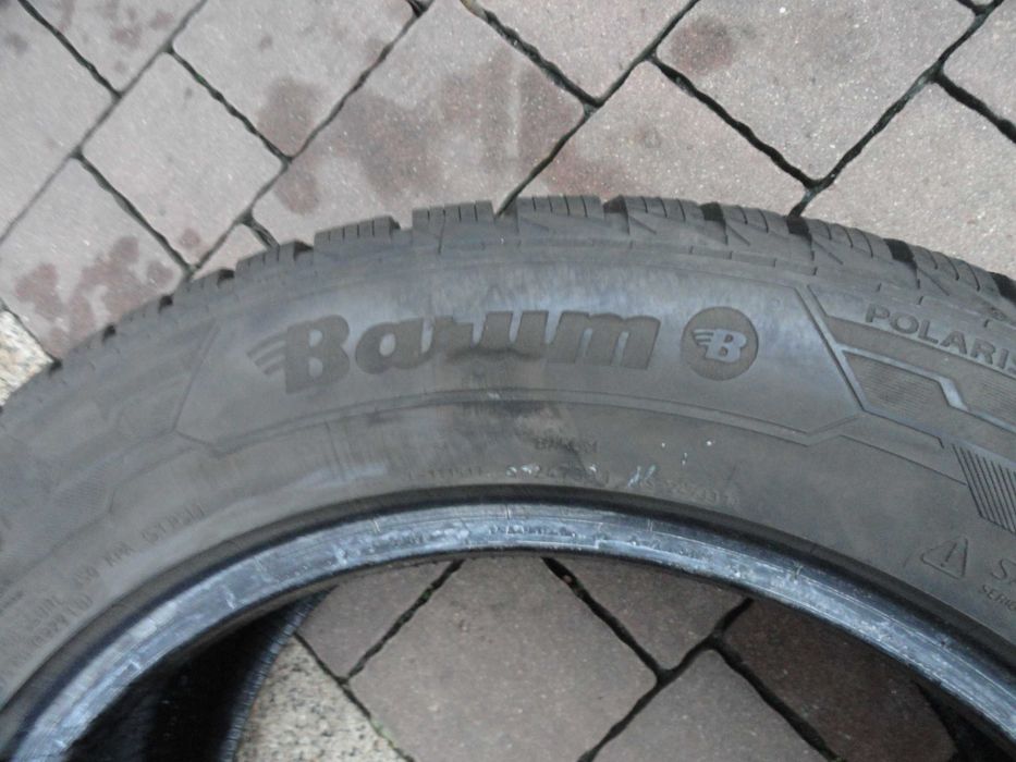 235/55R17 Barum 2 sztuki ZIMA 2022  rok