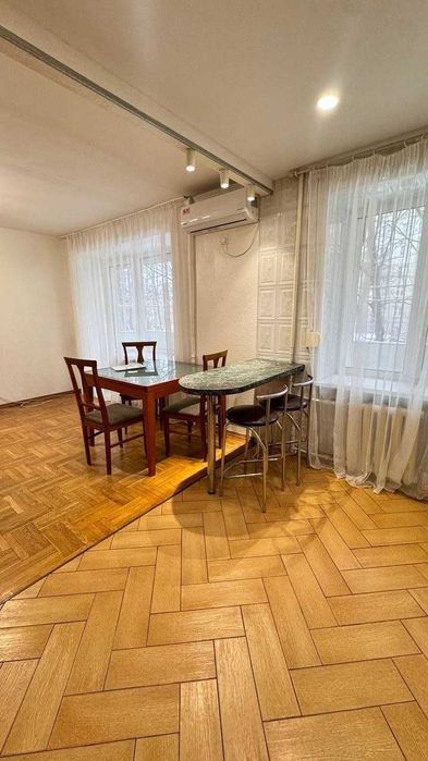 Оренда 4-км. квартири біля Нагорки