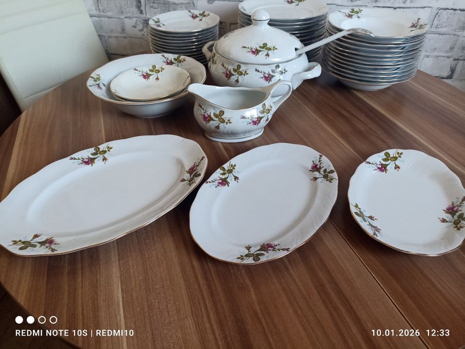 Serwis obiadowy Iwona na 12 osób