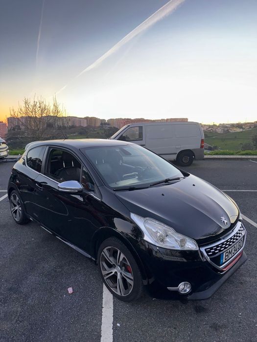Peugeot 208 gti | 200 CV — photo 4