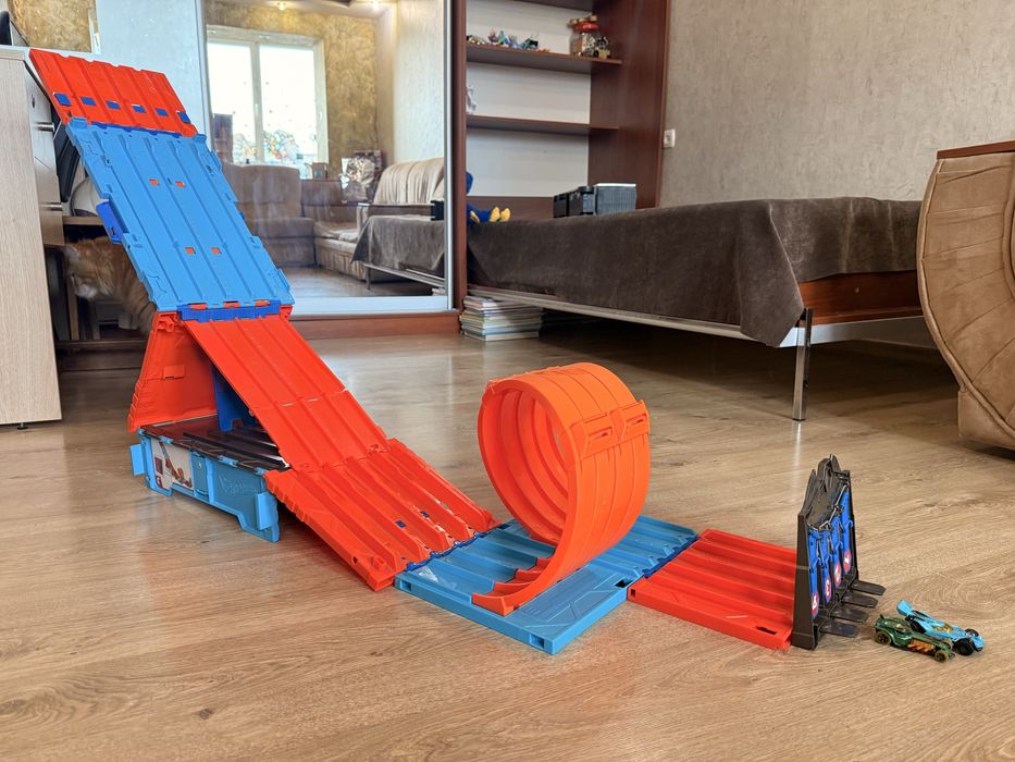 Трек Хот Вілс машинки