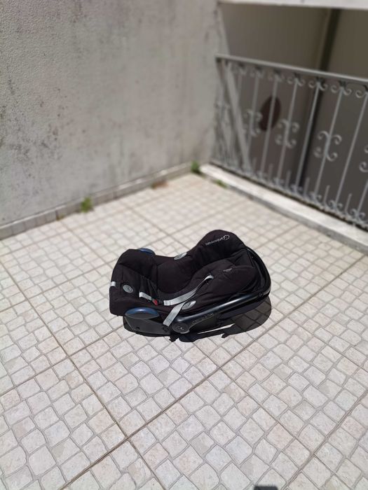 Conjunto carrinho de bebé Quinny/ Maxicosi