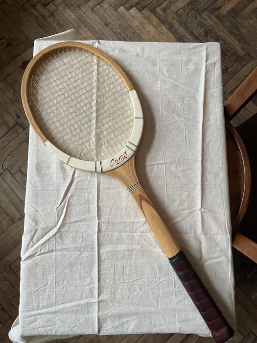 Ракетка для тенісу. Антикваріат