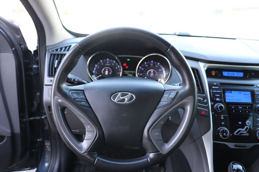 Hyundai Sonata 2013 м.р., 85 тыс.км, ОРИГИНАЛ ПРОБЕГ