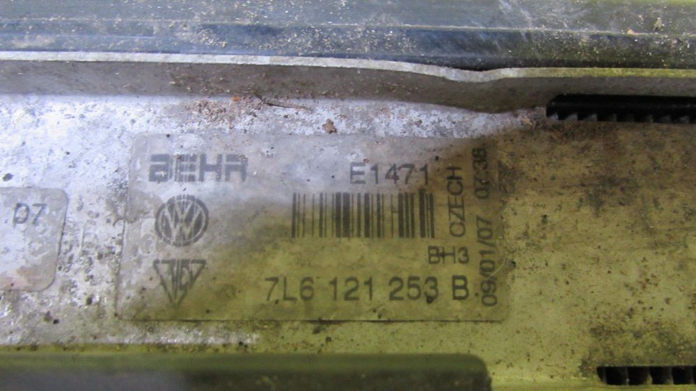 Касета радіатора 3.0d Туарег Volkswagen Touareg GP BKS 3.0 радиатор