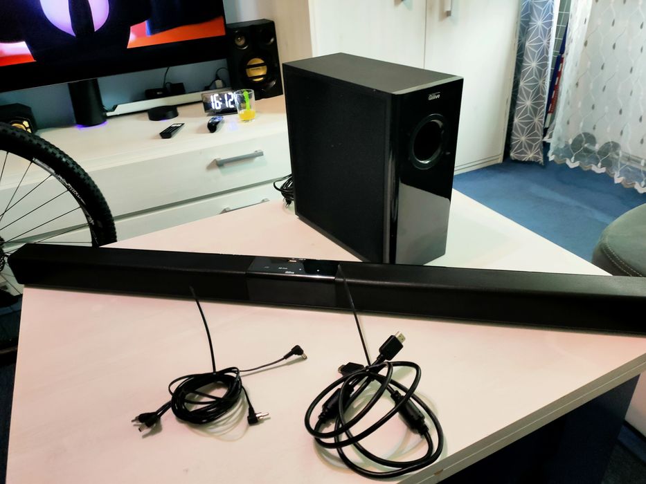 Soundbar + subwoofer qualive+ pilot -Bluetooth- stan BD