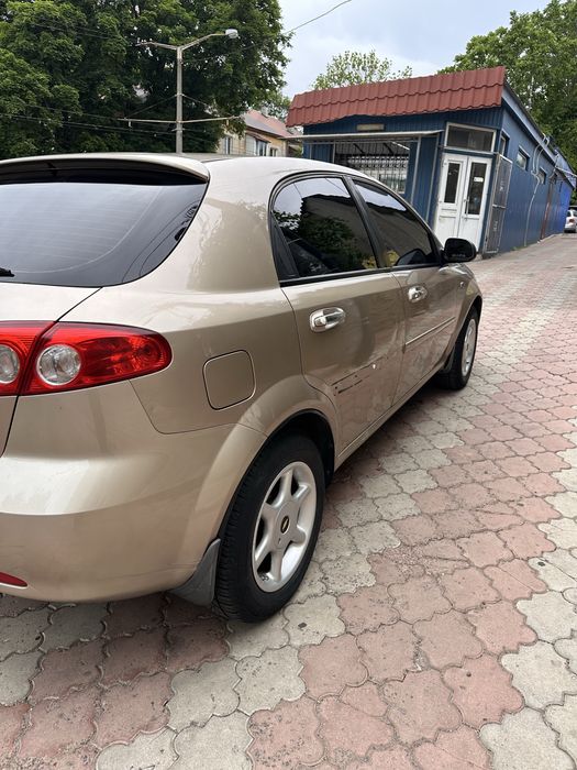 Chevrole lacetti