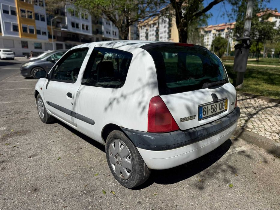 Renault clio 1.9d 2000