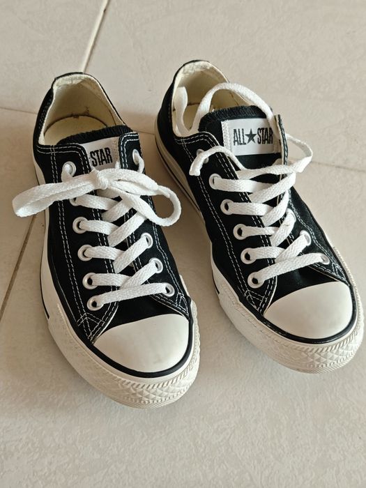 Sapatilhas Converse All Star Chuck Taylor Pretas (Tamanho 37.5 ) - Novas