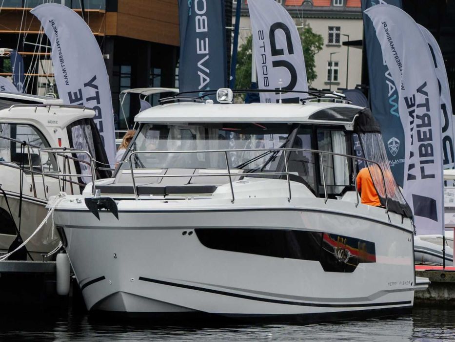 Nowy jacht motorowy JEANNEAU Merry Fisher 895 + 2xYAMAHA 250 HP