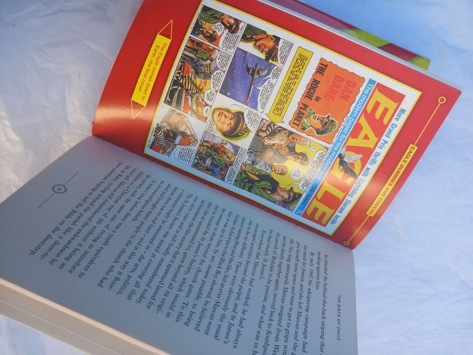 DAN DARE - Biografia Herói BD