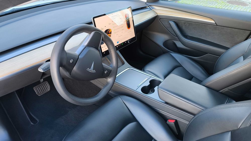 Tesla Model 3 Tração Traseira