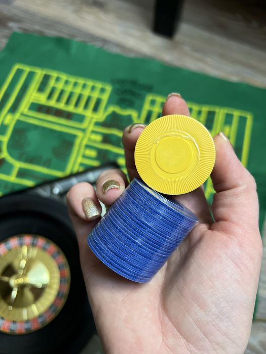 Продам набір для Покера