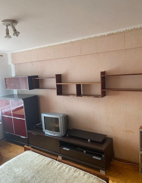Продається 2 км Дружба