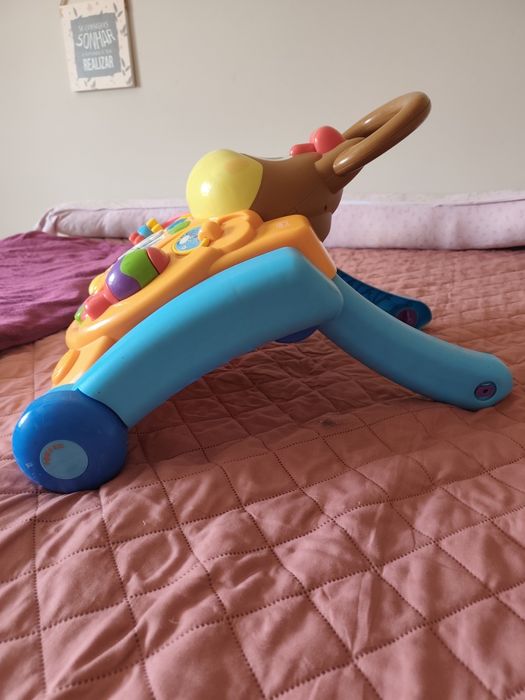 Brinquedo para bebé aprender a andar