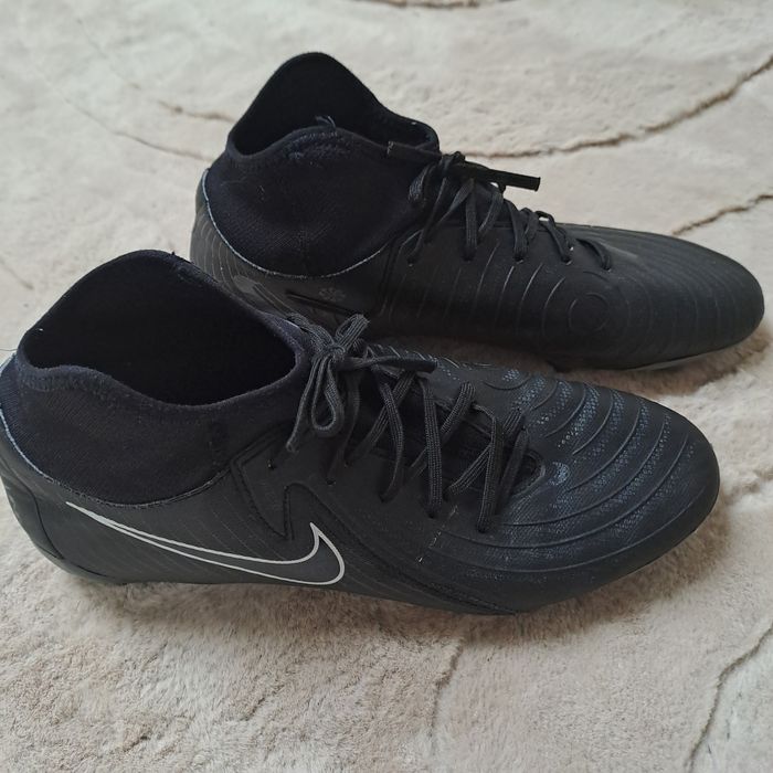Buty korki nike, piłkarskie, do piłki nożnej.