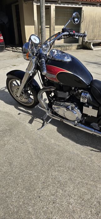 Mota Triumph America