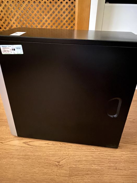 Computador desktop torre - Peças