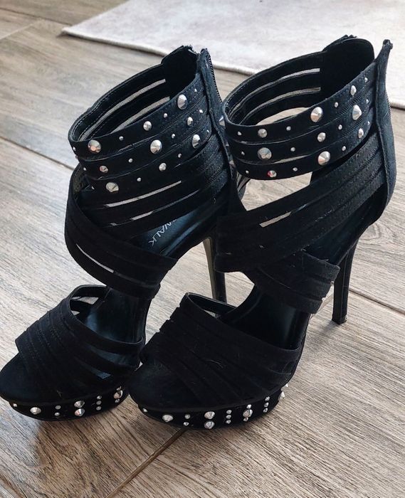 Buty na obcasie catwalk 36