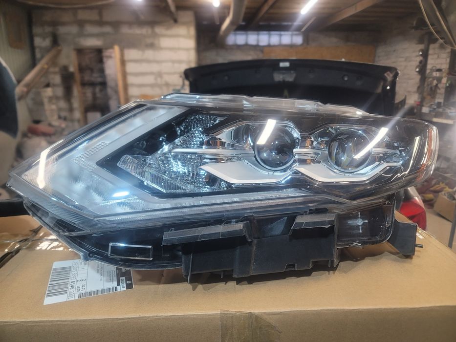 Full Led фари Nissan Rogue T32