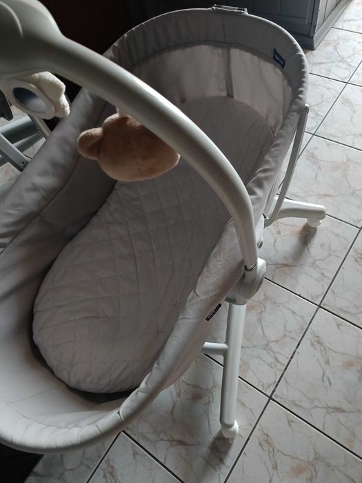 Chicco Baby Hug 4w1 – wielofunkcyjne łóżeczko dziecięce