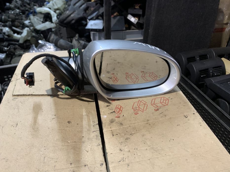 Праве дзеркало Volkswagen Passat B6