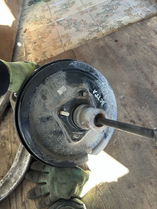 Вакуумный усилитель тормозов главный тормозной опель астра g