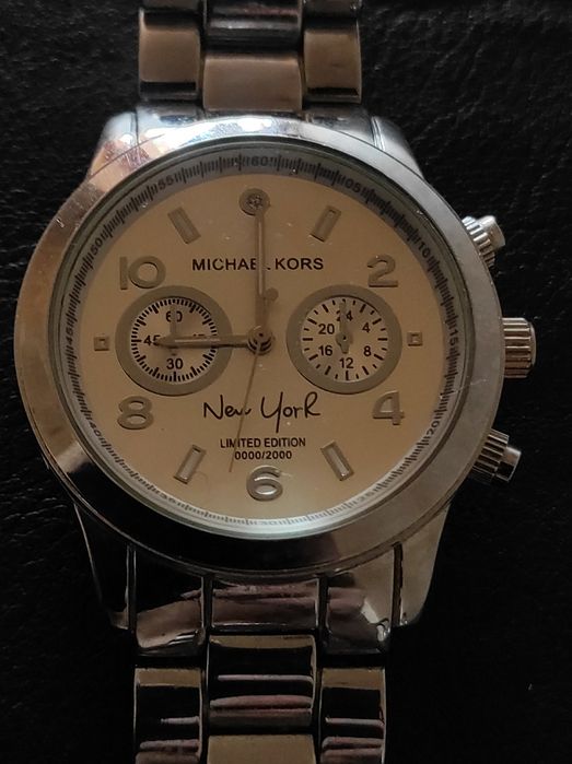 Часы Michael Kors New York  — рабочие