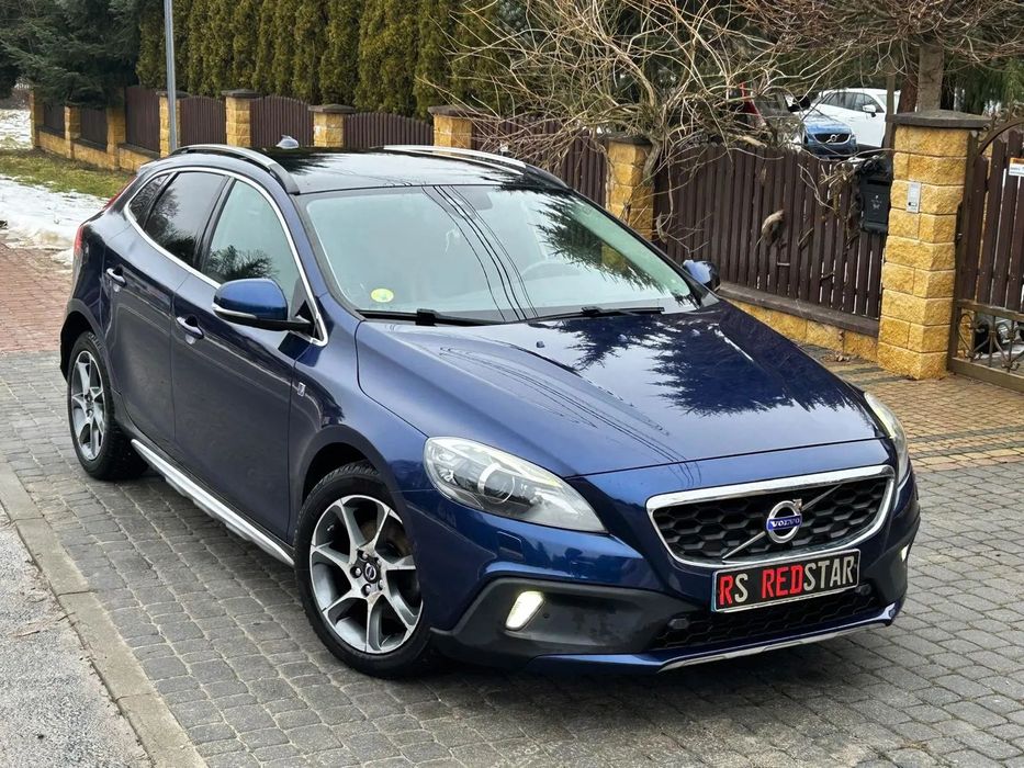 Volvo V40 Cross Country V40 1.6 *OCEAN RACE * Xenony * Panorama * Grzane fotele * Full Opcja