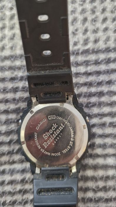 O 1o Casio Gshock DW5000