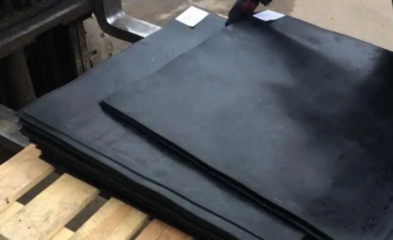 Техпластина ТМКЩ, МБС, АМС, коврик, резина листовая, ГОСТ