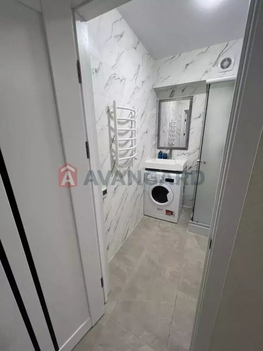 1 комн. квартира , новострой, средний этаж , не угловая  28000$