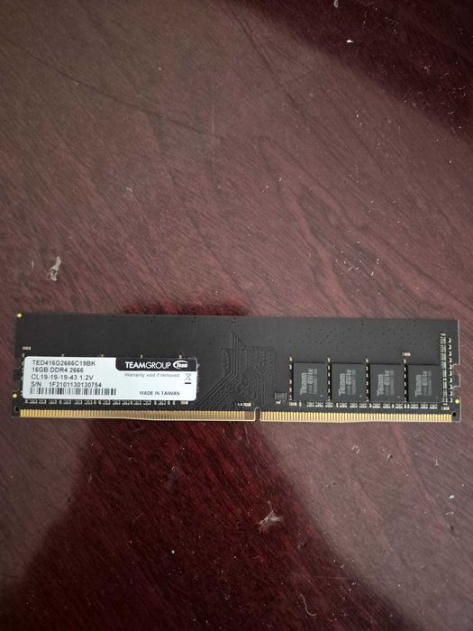 Memória RAM: Team Group Elite 16GB DDR4 2666MHz
