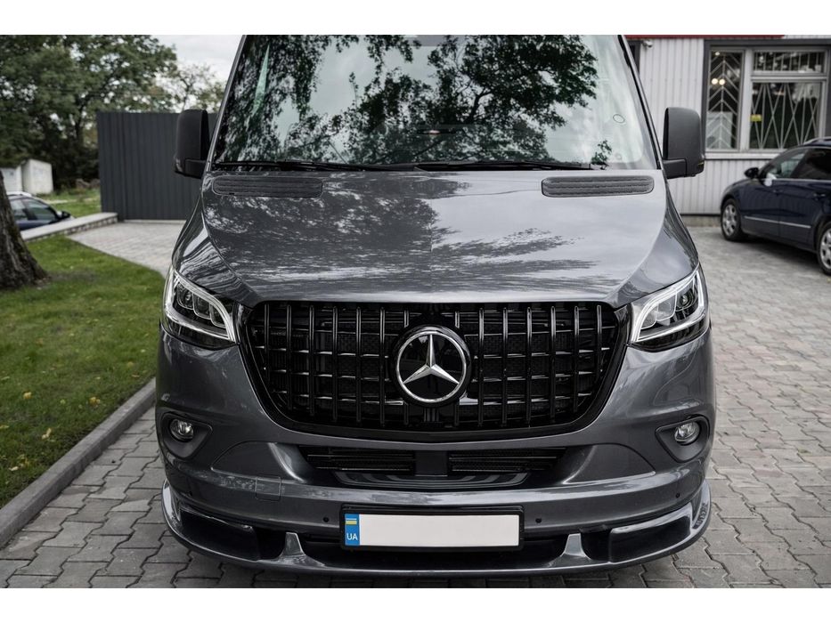 Mercedes Sprinter W907/W910 2018- рр Нижня накладка на передній бампер