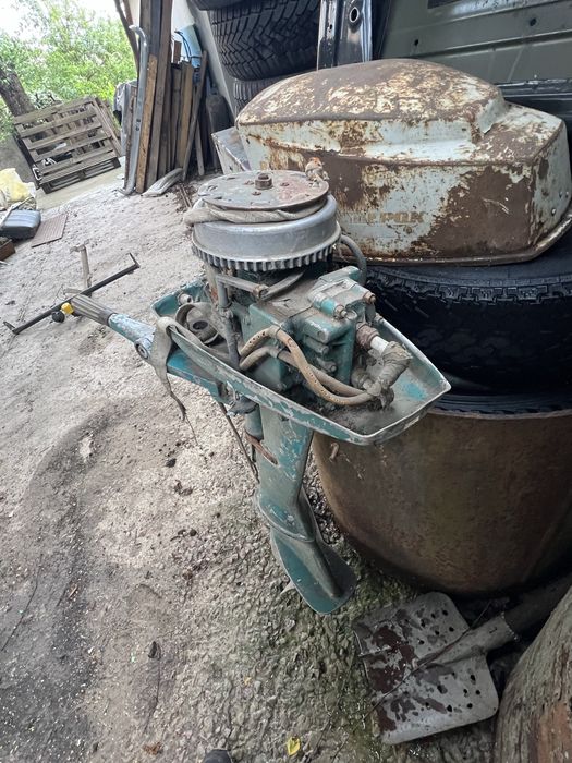 Ветерок 8, човновий двигун