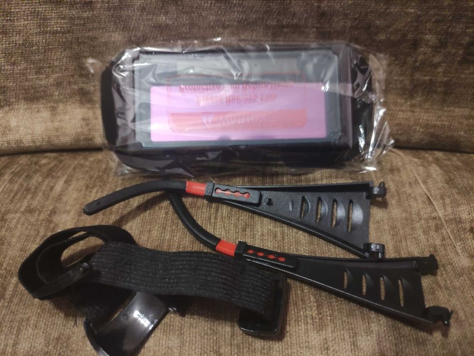 Сварочные очки с автоматическим
затемнением хамелеон новые