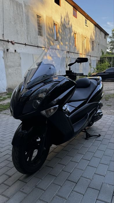 Yamaha Majesty250
