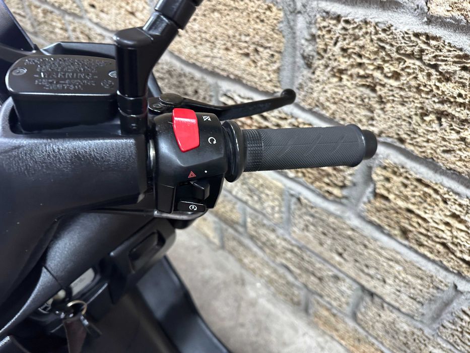 Ямаха Yamaha Majesty 400