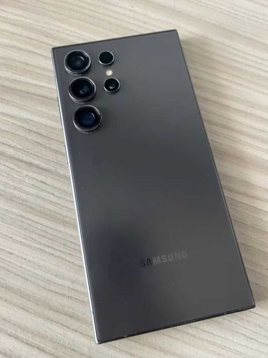 Samsung S24 Ultra 256Gb (1 ano)